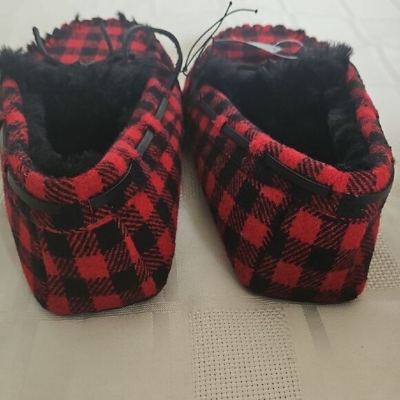 Torrid Red and Black Checkered Moccasin Slippers - Picture 4 of 16